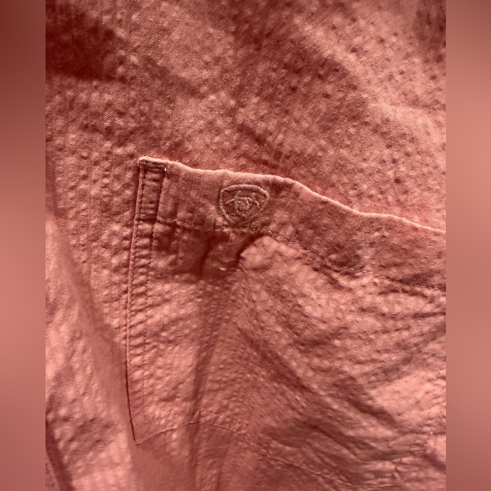 2 men’s ariat button down shirts 2X
Pink and cream - Picture 4 of 5